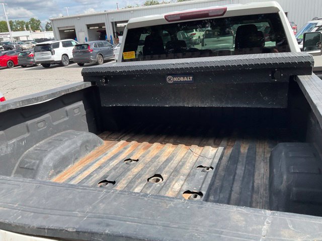 Used 2022 Chevrolet Silverado 2500 Custom w/ Custom Value Package RWD image 5