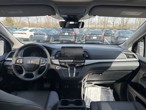 Used 2025 Honda Odyssey EX-L image 12