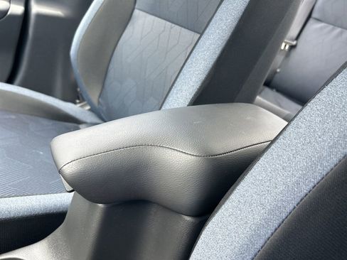 New 2025 Nissan Versa SV w/ Trunk Package image 28