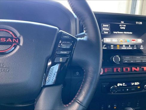Used 2026 Nissan Frontier PRO-4X AWD/4WD image 9