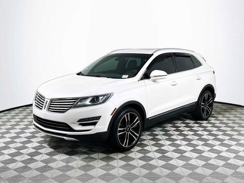 Used 2017 Lincoln MKC Reserve w/ Lincoln MKC Climate Package AWD/4WD image 3