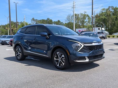 Used 2025 Kia Sportage EX AWD/4WD image 7