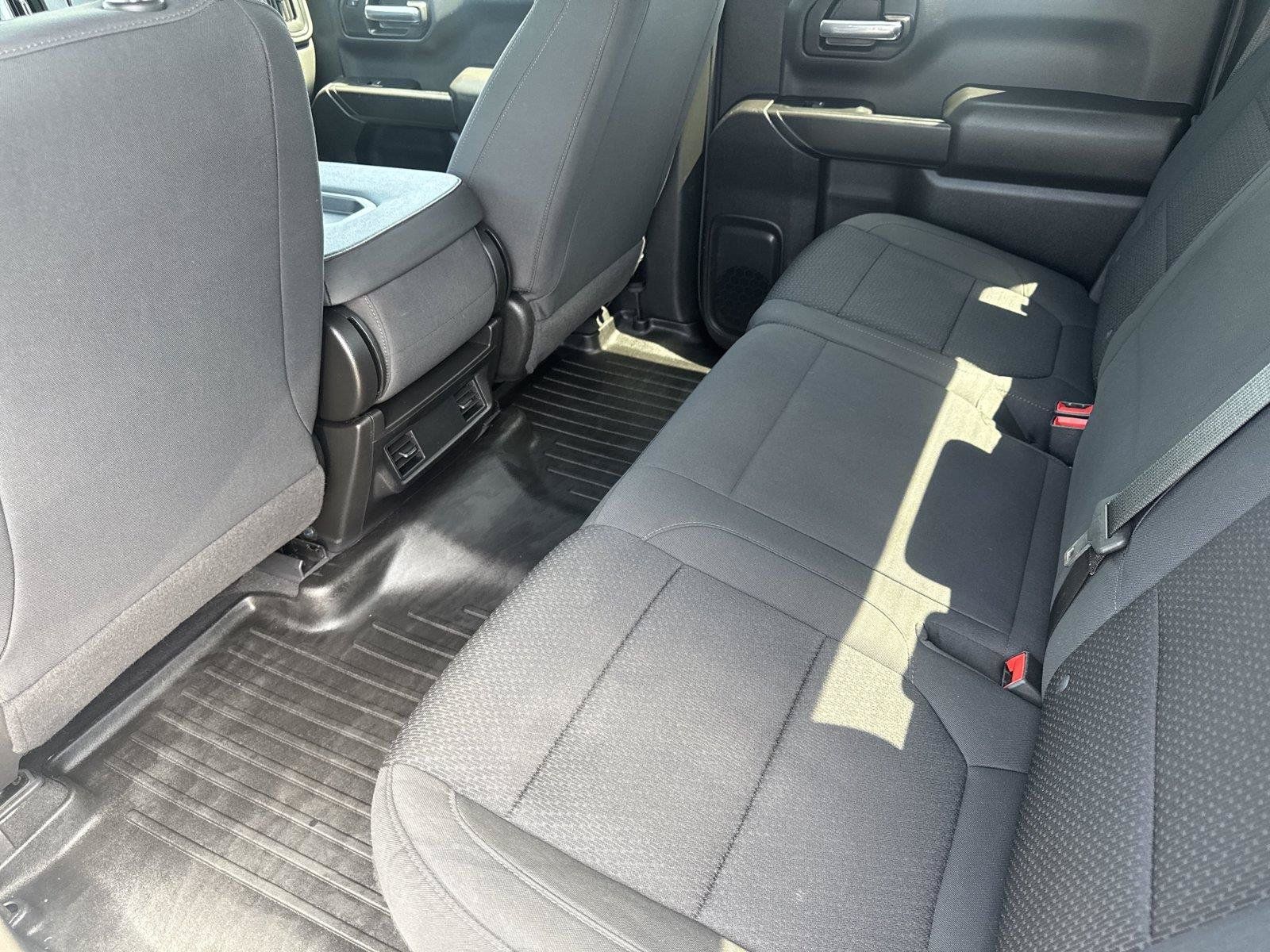 Used 2022 Chevrolet Silverado 1500 Custom w/ Safety Confidence Package AWD/4WD image 30