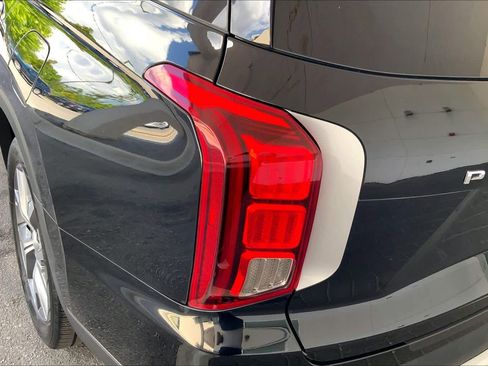Used 2021 Hyundai Palisade SEL w/ Convenience Package FWD image 29