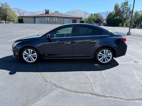 Used 2016 Chevrolet Cruze LTZ w/ Sun, Sound and Sport Package FWD image 2