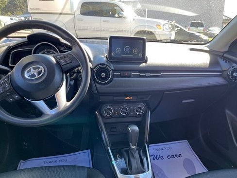 Used 2016 Scion iA image 3
