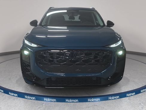 New 2026 Audi Q3 quattro 2.0T AWD/4WD image 2