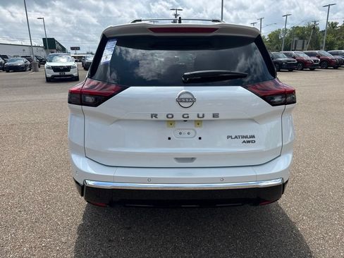 New 2026 Nissan Rogue Platinum w/ Platinum Premium Package AWD/4WD image 6