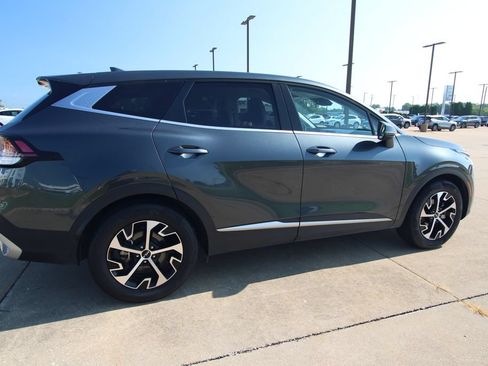 Used 2023 Kia Sportage EX FWD image 5