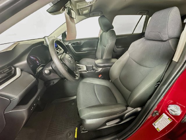 Certified 2024 Toyota RAV4 LE AWD/4WD image 25