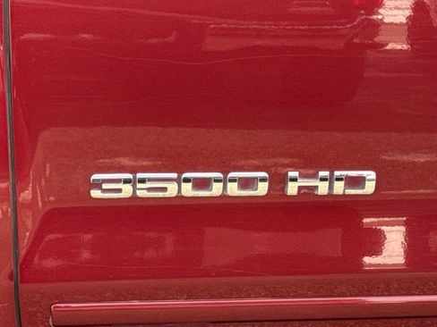 Used 2018 GMC Sierra 3500 SLE w/ SLE Preferred Package image 13