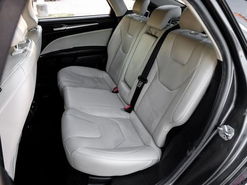 Used 2017 Ford Fusion Titanium image 53