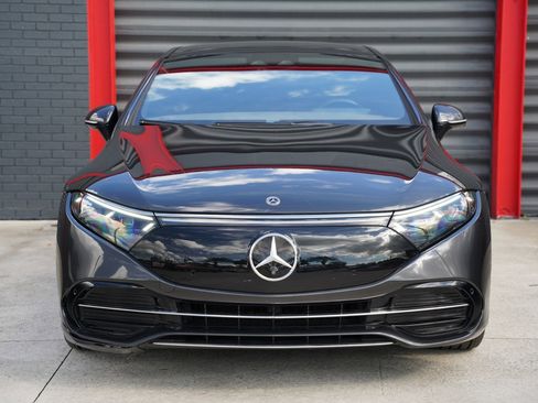 Used 2023 Mercedes-Benz EQS 450+ Sedan image 2