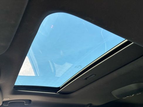 Used 2023 Dodge Durango GT image 12