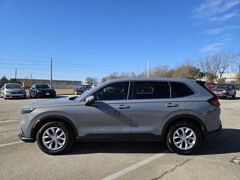 Used 2025 Honda CR-V LX image 4