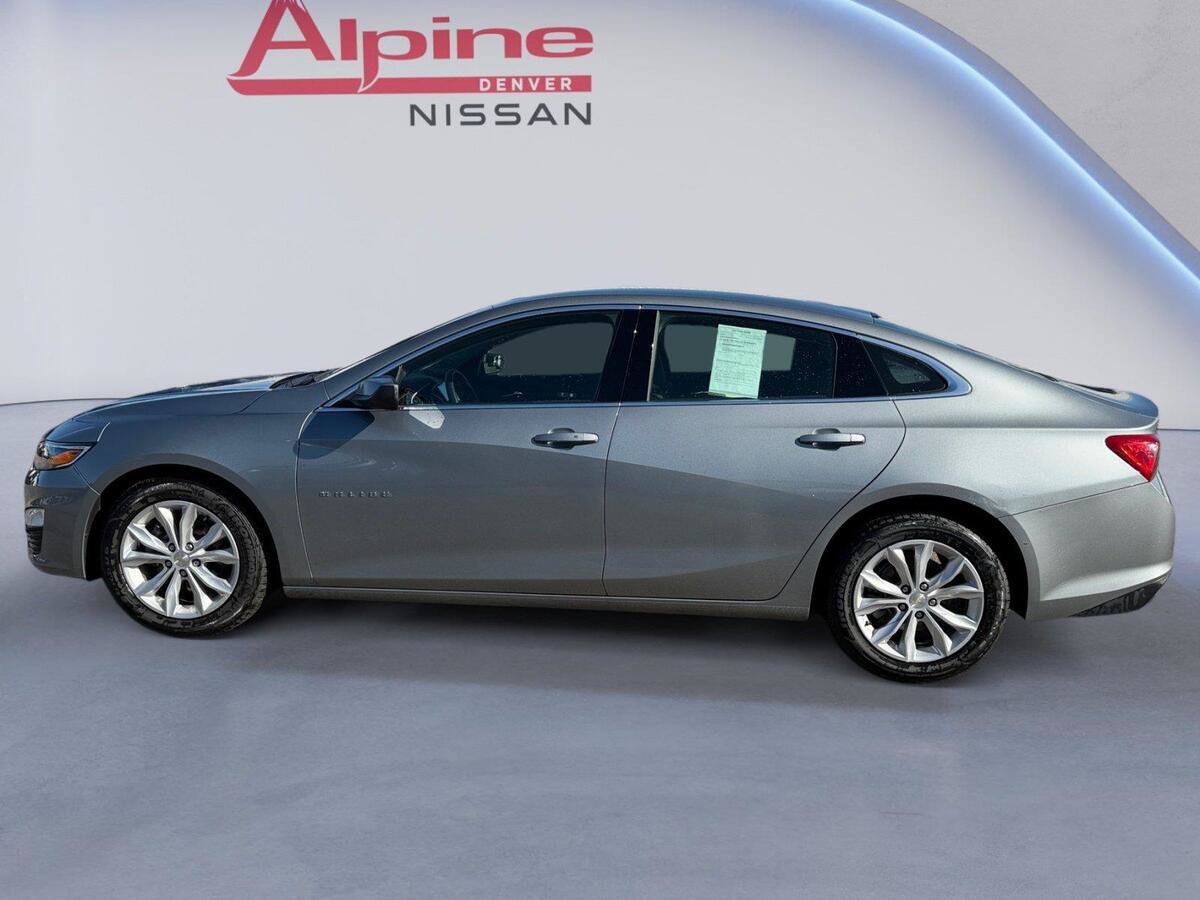 Used 2024 Chevrolet Malibu LT FWD image 2