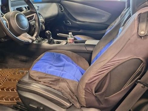 Used 2010 Chevrolet Camaro SS w/ RS Package RWD image 6
