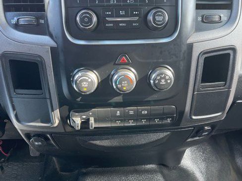 Used 2018 RAM 3500 Tradesman image 22