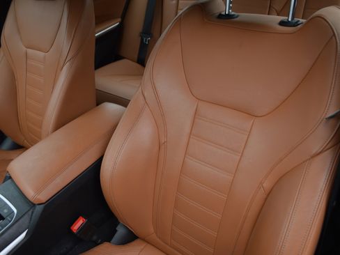 Used 2021 BMW 330i xDrive 330i xDrive w/ M Sport Package image 26