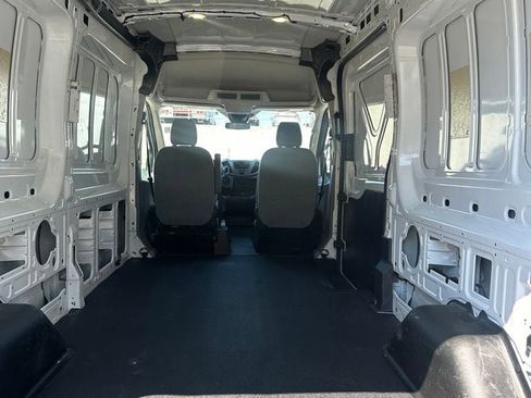 Used 2017 Ford Transit 250 148 Medium Roof RWD image 22