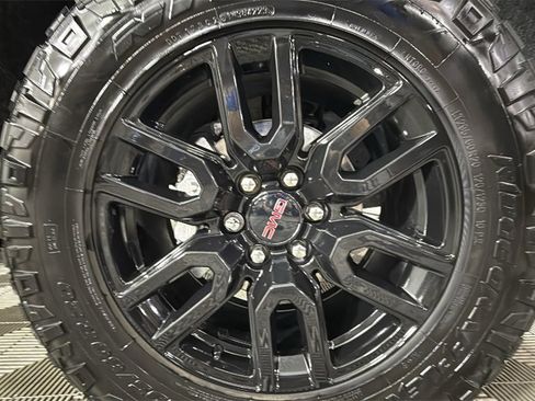 Certified 2023 GMC Sierra 1500 Pro w/ Graphite Edition image 33