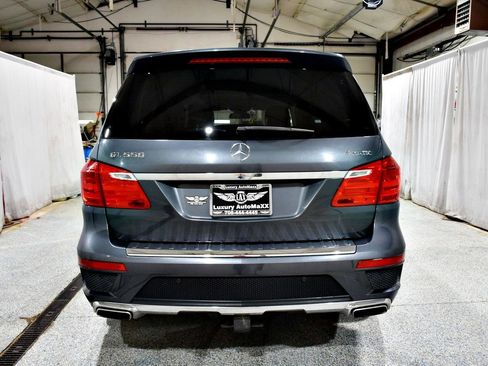 Used 2015 Mercedes-Benz GL 550 4MATIC w/ Accessory Chrome Package image 5