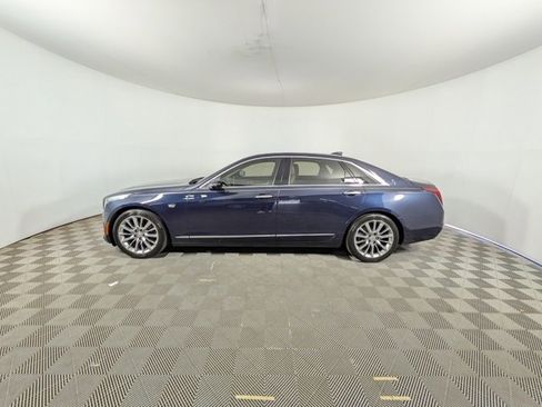 Used 2018 Cadillac CT6 Luxury image 26