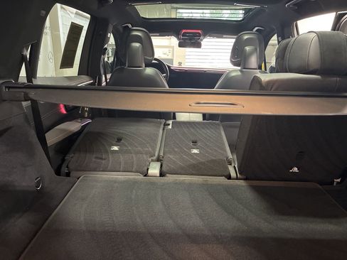 Used 2023 Mercedes-Benz EQS 580 4MATIC SUV image 28