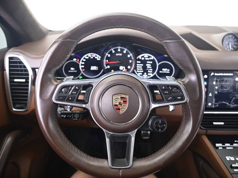 Certified 2023 Porsche Cayenne GTS AWD/4WD image 35