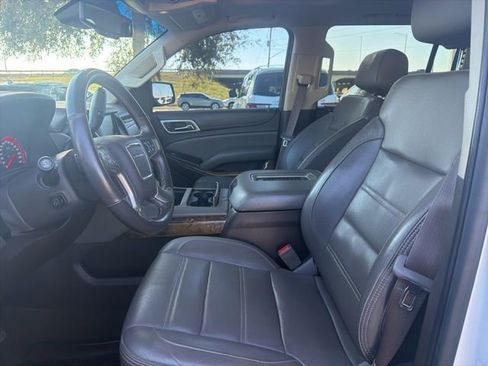 Used 2016 GMC Yukon XL Denali w/ Open Road Package image 12