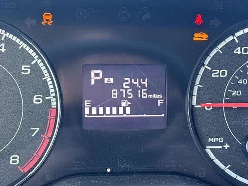 Used 2018 Subaru Crosstrek 2.0i Premium image 21