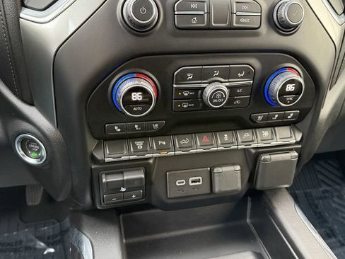 Used 2020 Chevrolet Silverado 2500 LTZ w/ LTZ Plus Package image 25