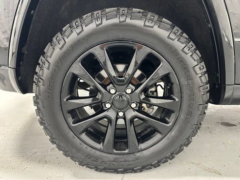 Used 2020 Jeep Grand Cherokee Altitude AWD/4WD image 63