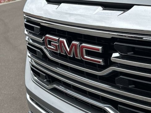 Used 2026 GMC Sierra 1500 SLT AWD/4WD image 30