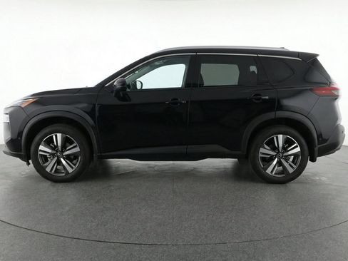 Used 2026 Nissan Rogue SL FWD image 4