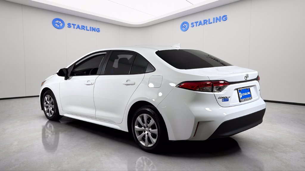 Used 2026 Toyota Corolla LE FWD image 5