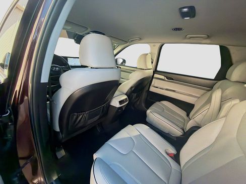 Used 2023 Hyundai Palisade SEL FWD image 23