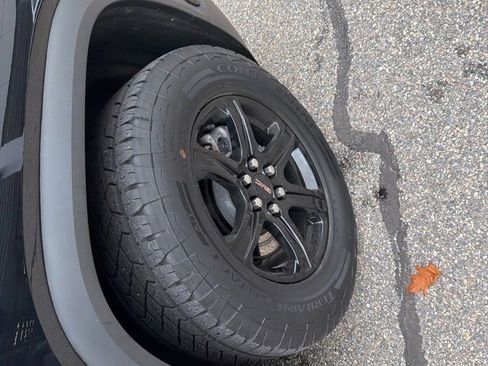 Used 2021 GMC Acadia AT4 w/ Trailering Package image 28