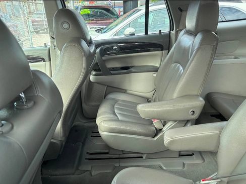 Used 2016 Buick Enclave Convenience FWD image 7