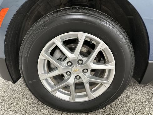 Used 2024 Chevrolet Equinox LT AWD/4WD image 15