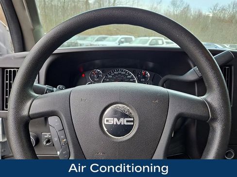 Used 2021 GMC Savana 2500 w/ Driver Convenience Package RWD image 4