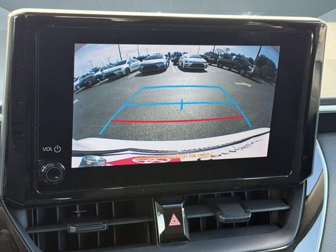 Used 2024 Toyota Corolla LE FWD image 21