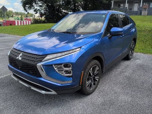Used 2024 Mitsubishi Eclipse Cross AWD image 3