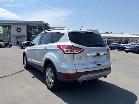 Used 2015 Ford Escape Titanium FWD image 5