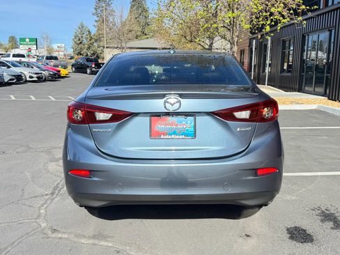 Used 2015 MAZDA MAZDA3 i Grand Touring image 3