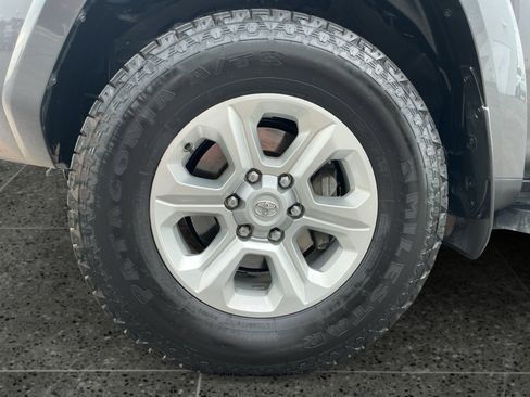 Certified 2022 Toyota 4Runner SR5 Premium AWD/4WD image 14
