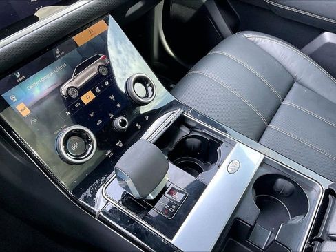 Used 2021 Land Rover Range Rover Velar R-Dynamic S image 25