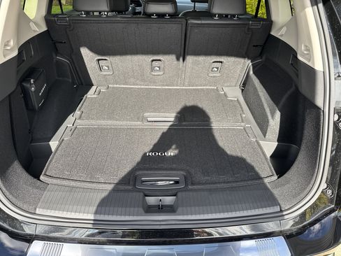 New 2026 Nissan Rogue Platinum image 13