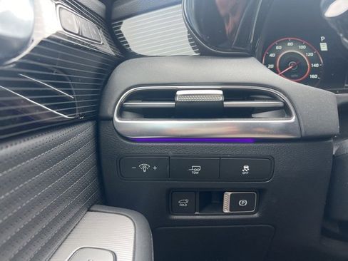 Used 2023 Hyundai Palisade Calligraphy image 21