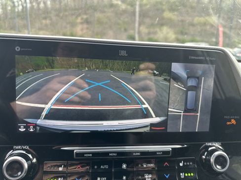 Used 2020 Toyota Highlander Platinum image 27